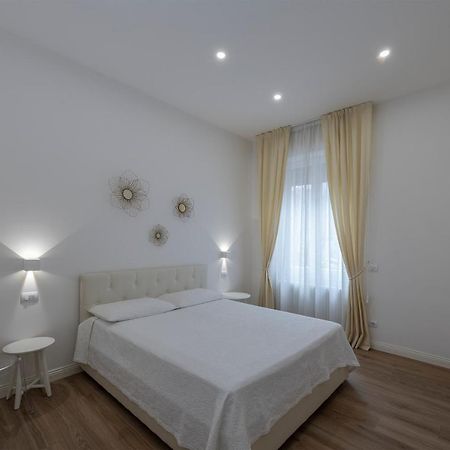 לה ספציה R.B. Guesthouse מראה חיצוני תמונה